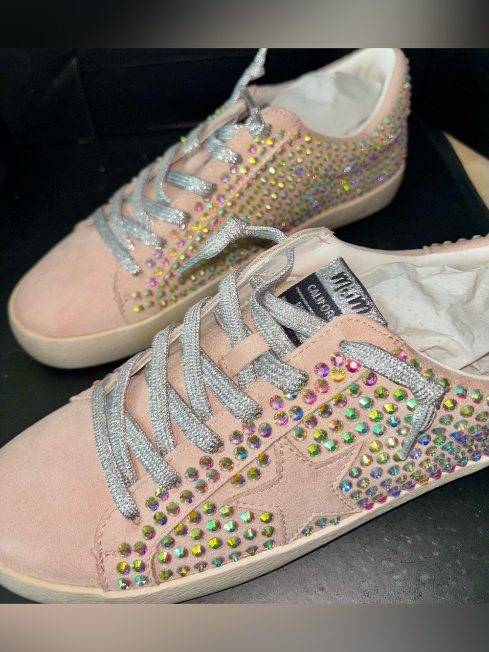 NWT Mi.Im Pink Joann Sneakers with Silver Laces in Size 8 - Box Included - Picture 3 of 10